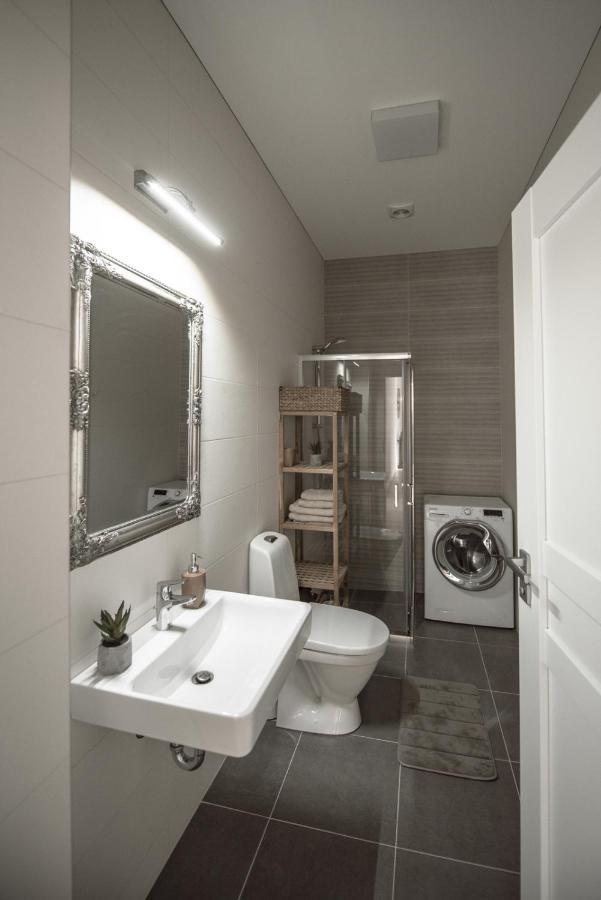 Km Apartamentai Apartment Kaunas Ngoại thất bức ảnh